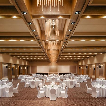 โรงแรมคาร์ลตันอัลโมไอเบด ดัมมัม ภายนอก รูปภาพ The Grand Ballroom
