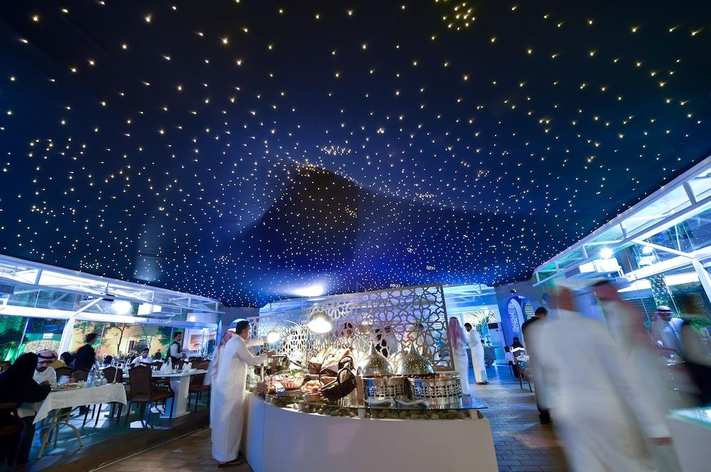 โรงแรมคาร์ลตันอัลโมไอเบด ดัมมัม ภายนอก รูปภาพ The tent