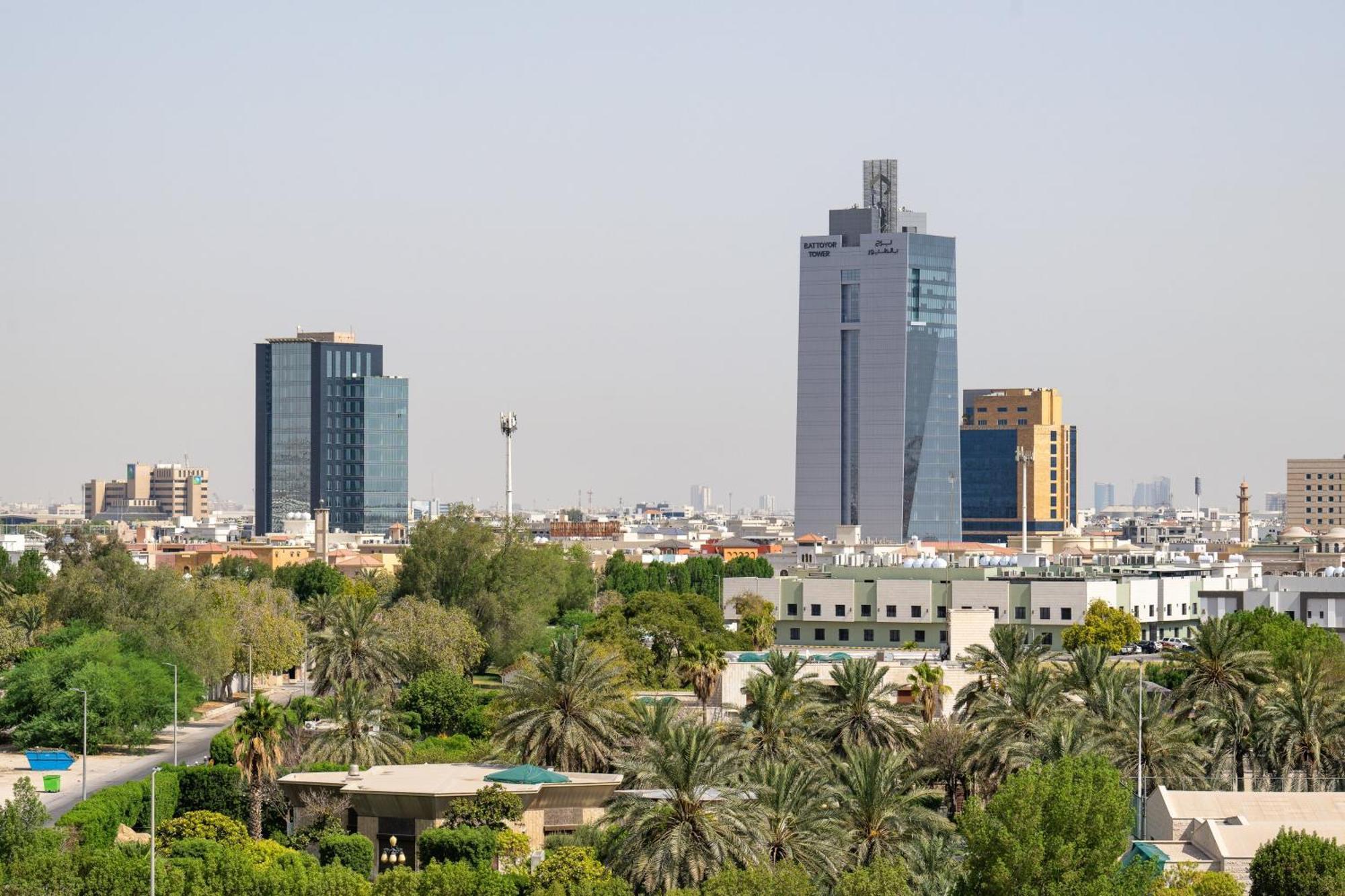 โรงแรมคาร์ลตันอัลโมไอเบด ดัมมัม ภายนอก รูปภาพ Riyadh skyline