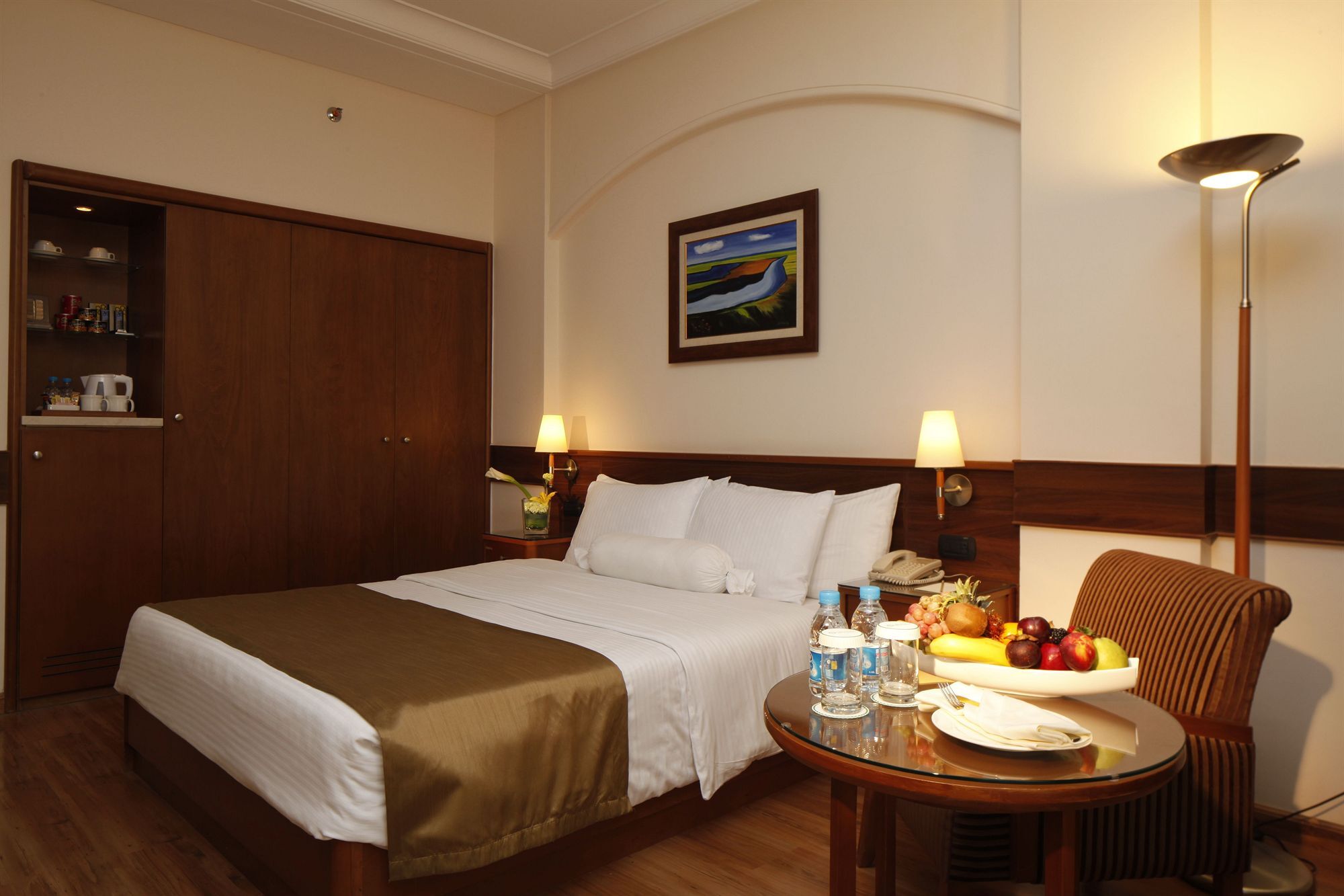 โรงแรมคาร์ลตันอัลโมไอเบด ดัมมัม ภายนอก รูปภาพ A room at the hotel