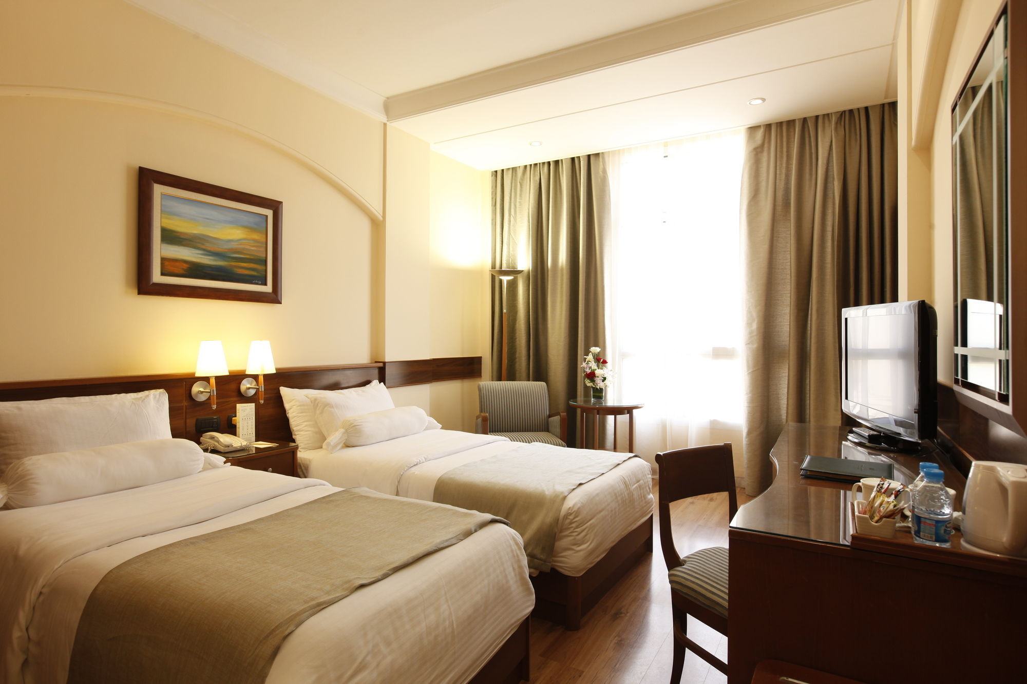 โรงแรมคาร์ลตันอัลโมไอเบด ดัมมัม ภายนอก รูปภาพ A room at the hotel